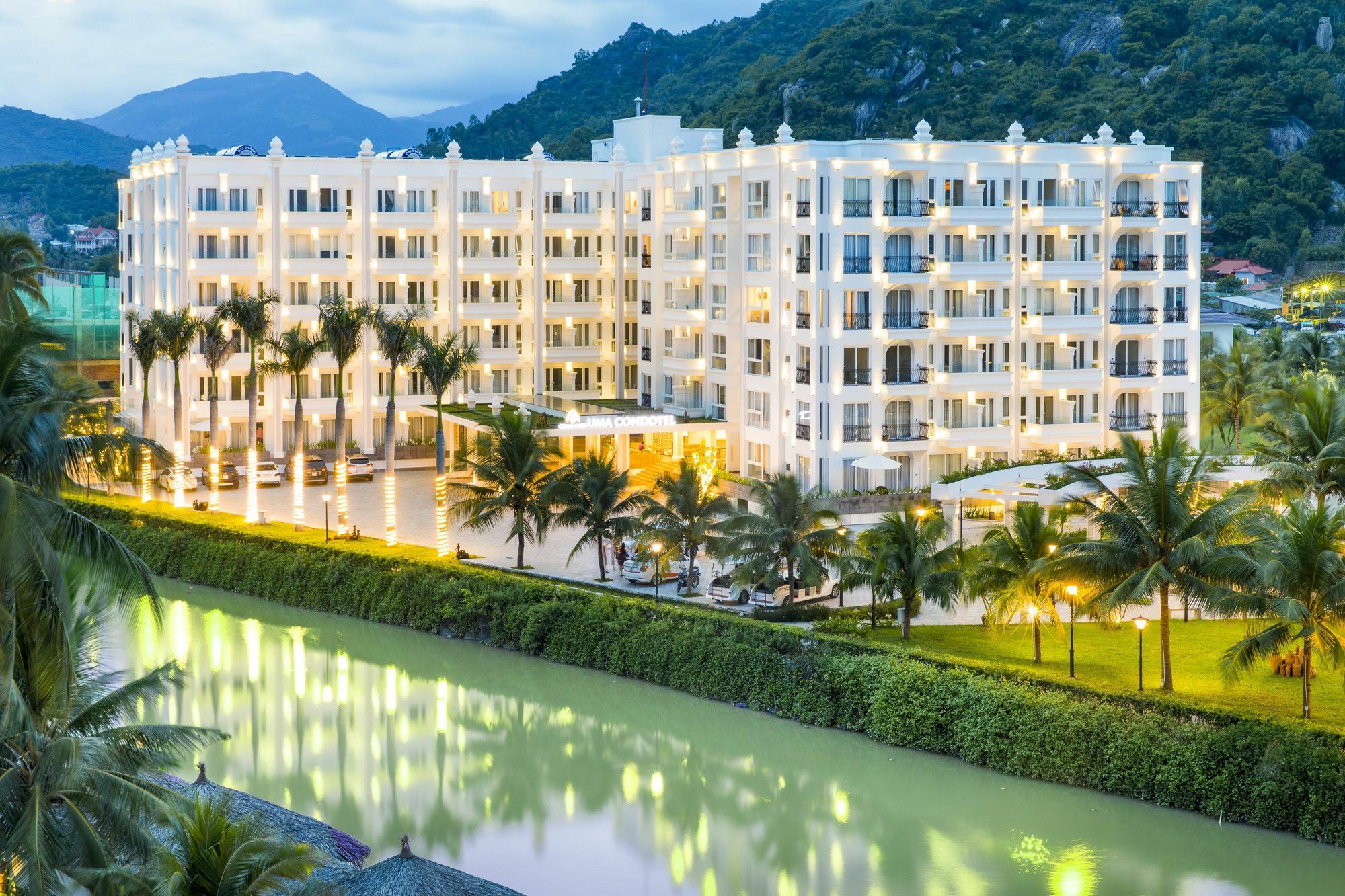 Cham Oasis Nha Trang Resort Condotel Exterior foto